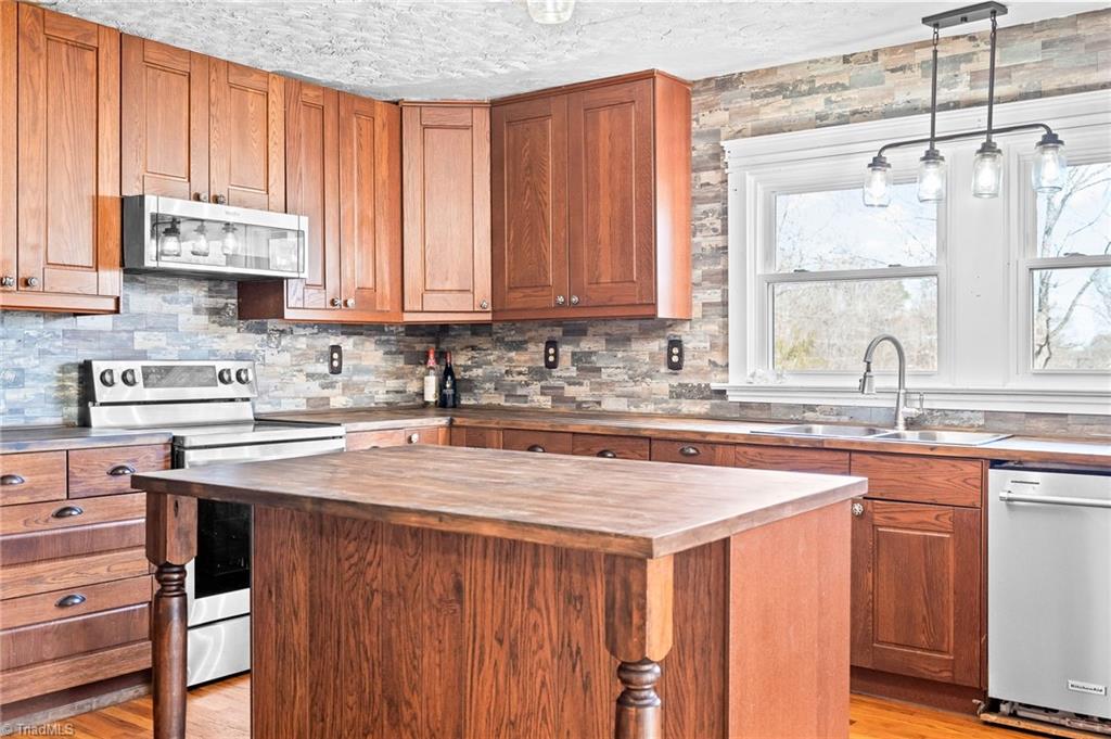 property viewer photo 16