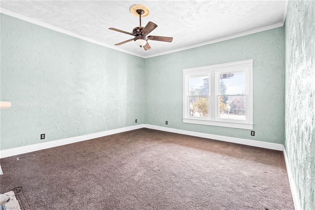 property viewer photo 25