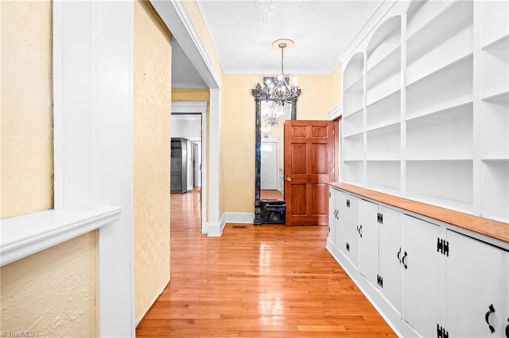 property viewer photo 6