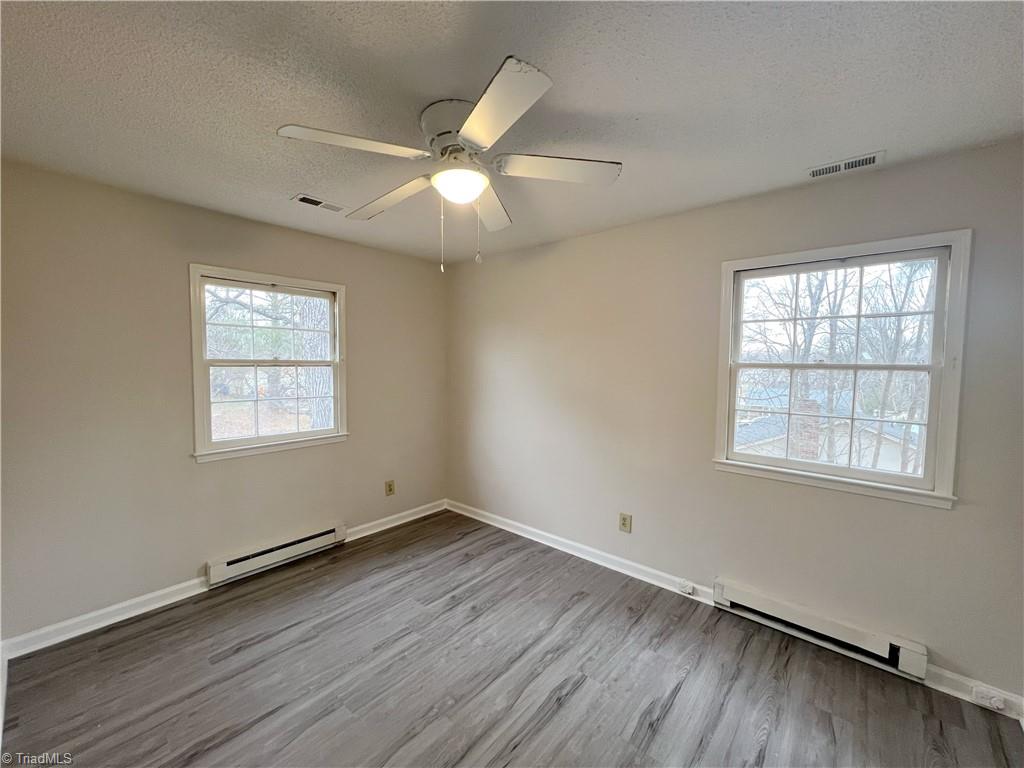 property viewer photo 12