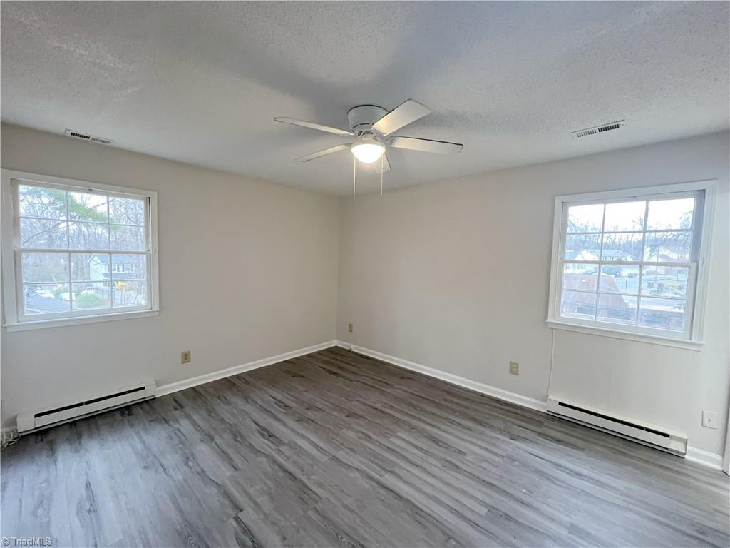 property viewer photo 15