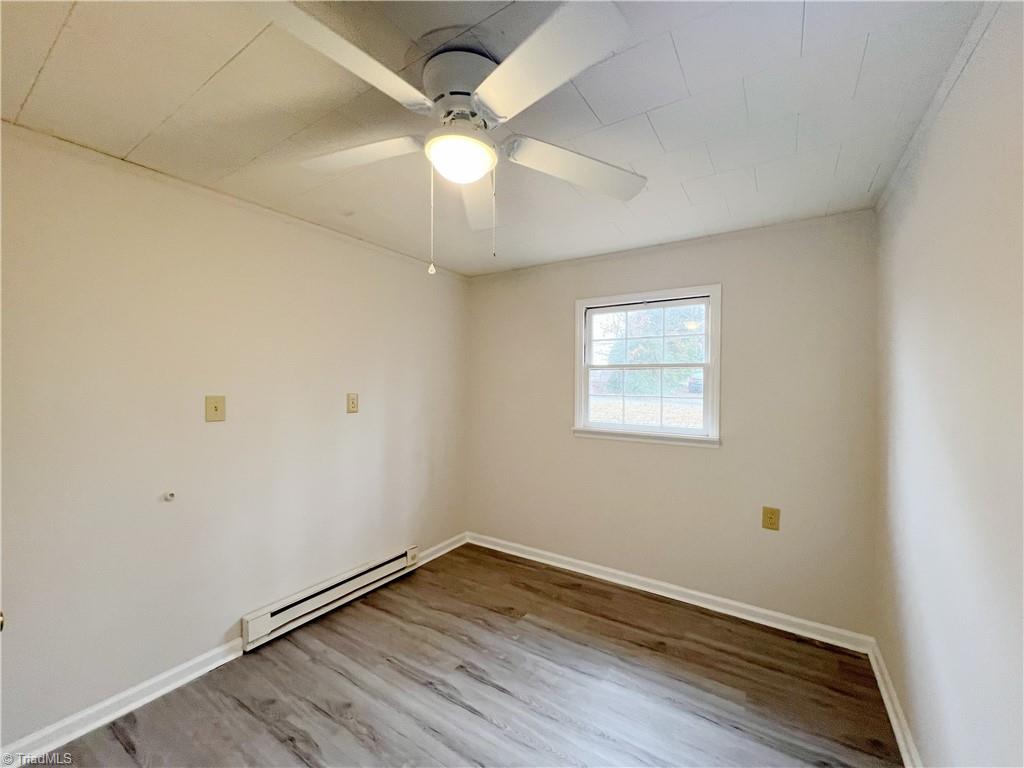 property viewer photo 19