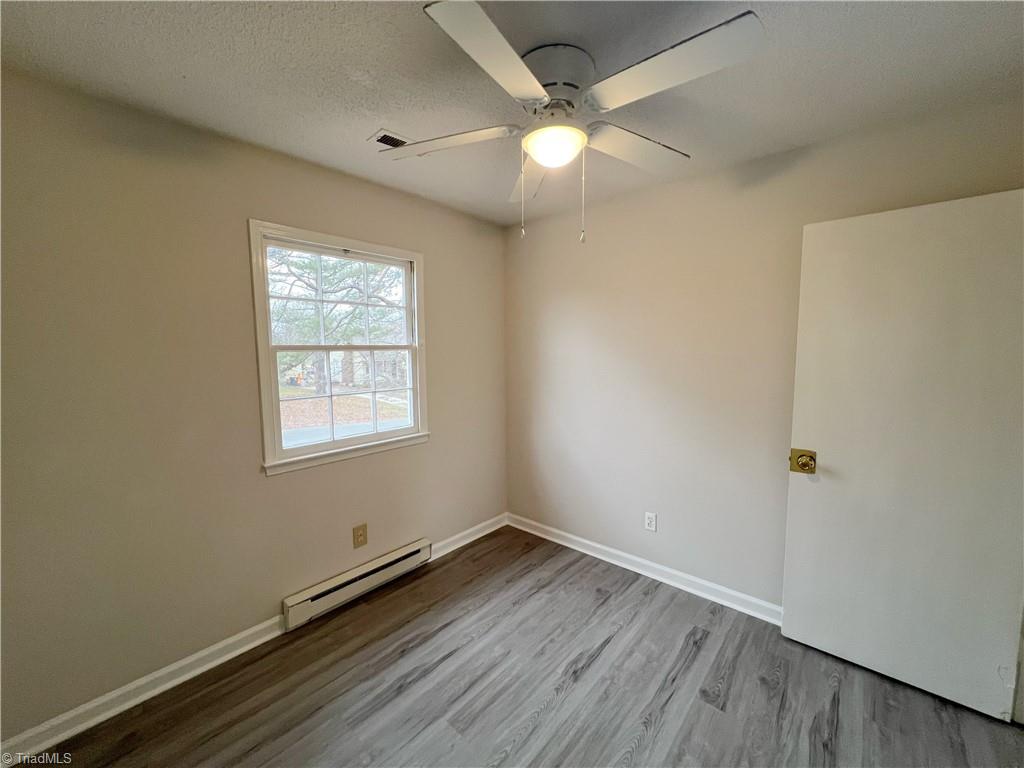 property viewer photo 6
