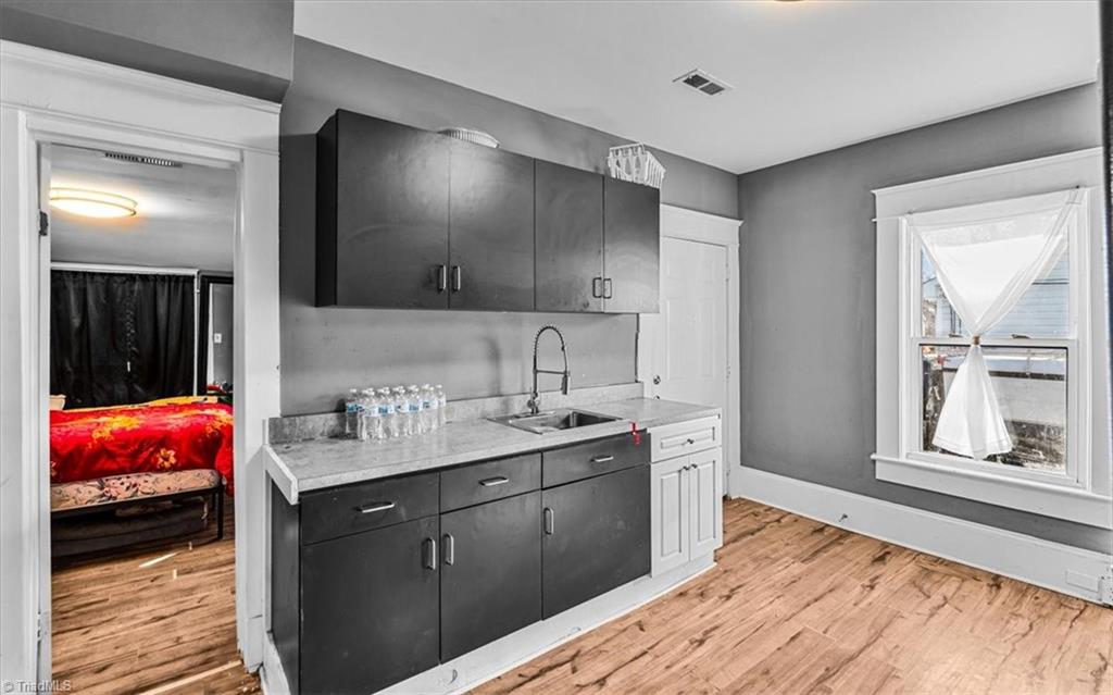 property viewer photo 14