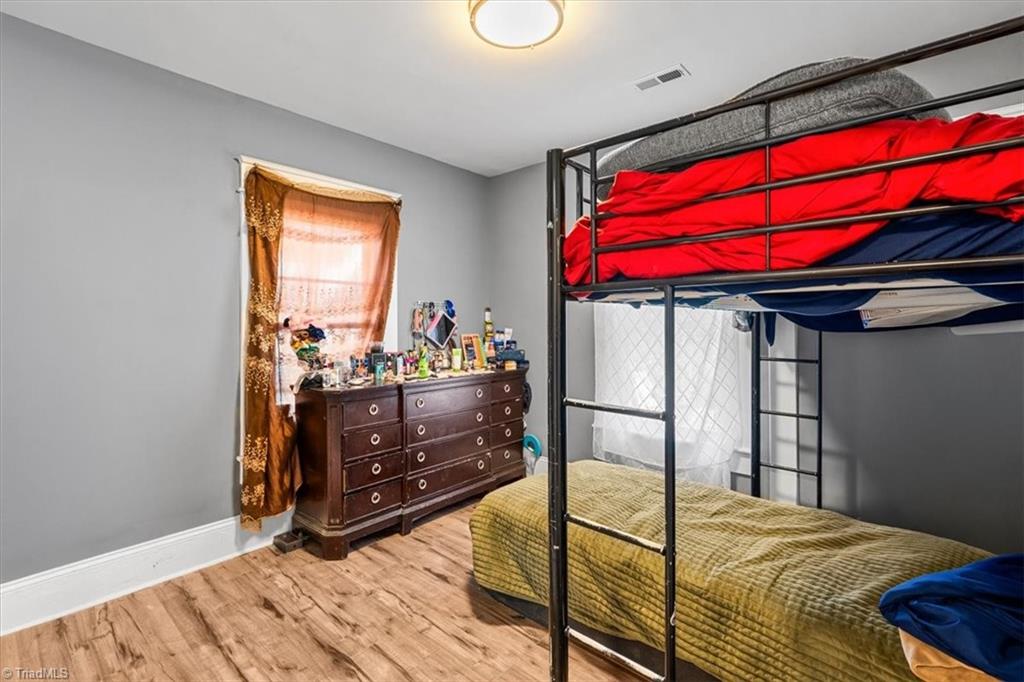property viewer photo 25
