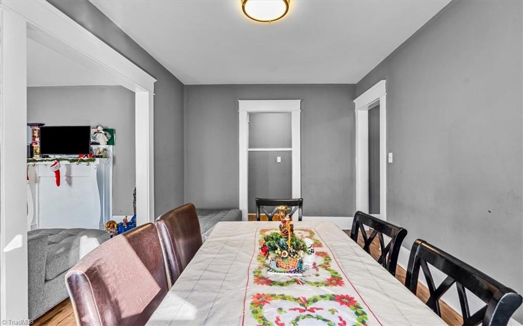 property viewer photo 9