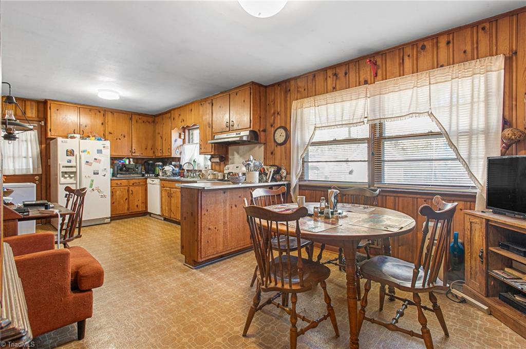 property viewer photo 4
