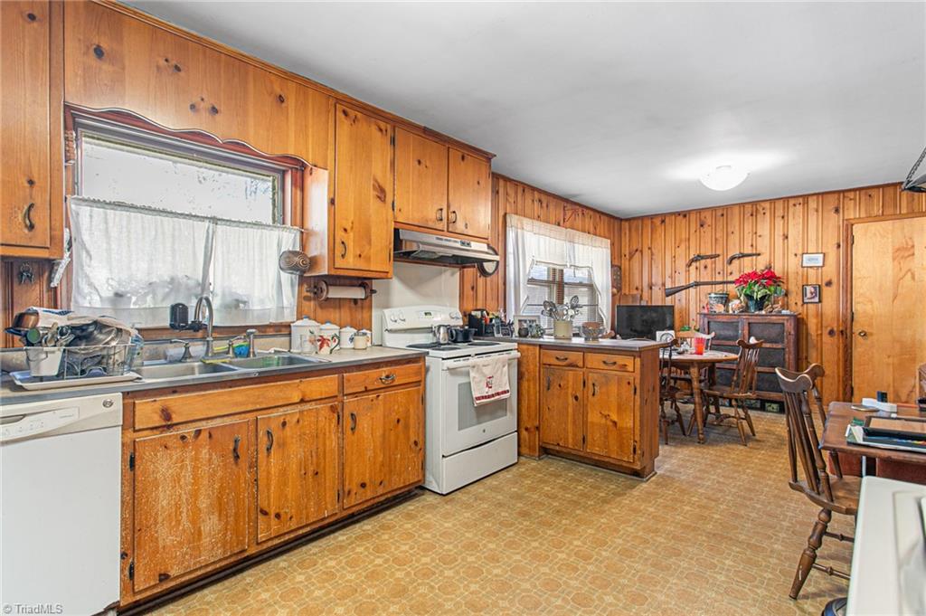 property viewer photo 7