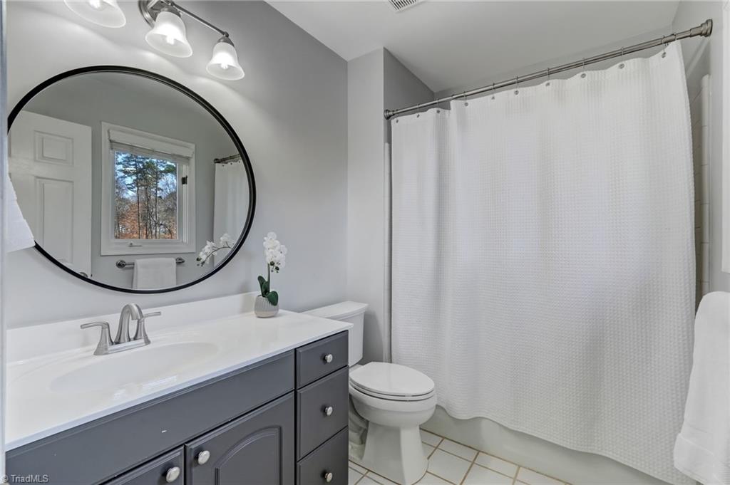 property viewer photo 12