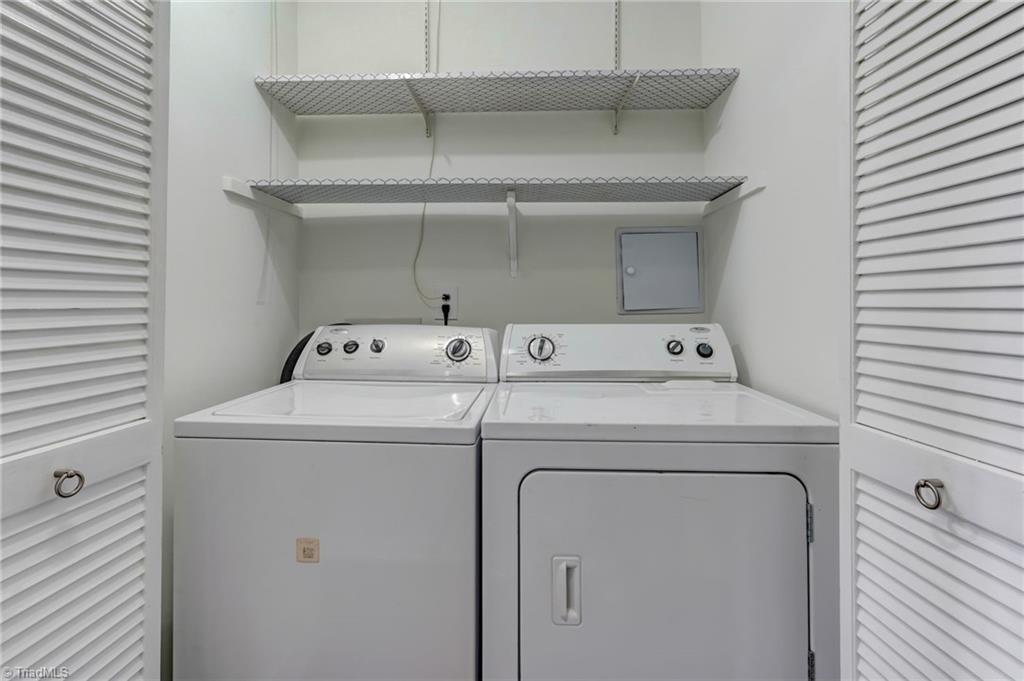 property viewer photo 17