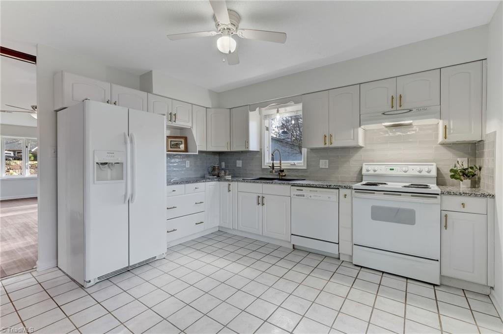 property viewer photo 8