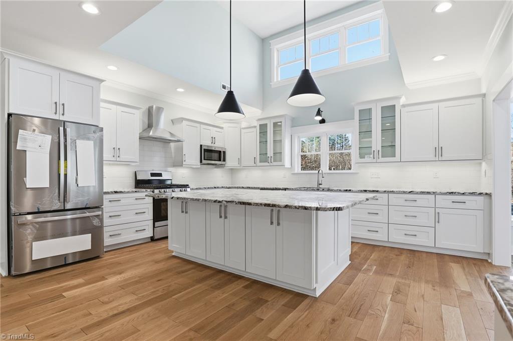 property viewer photo 7