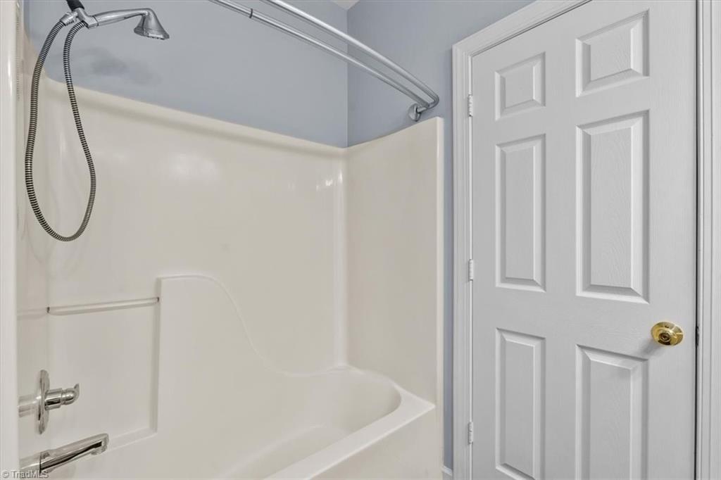 property viewer photo 21