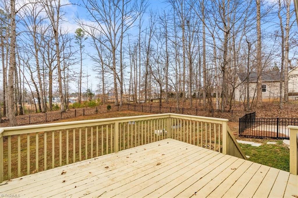 property viewer photo 28