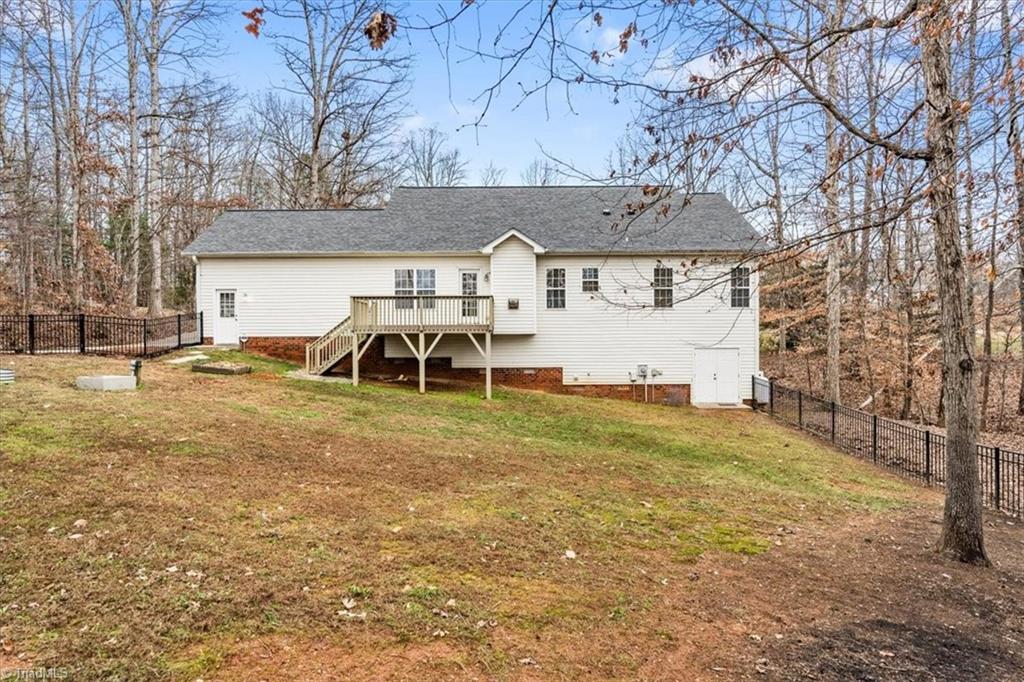 property viewer photo 30