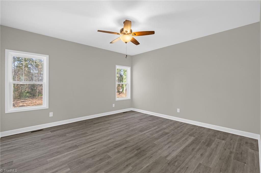 property viewer photo 14