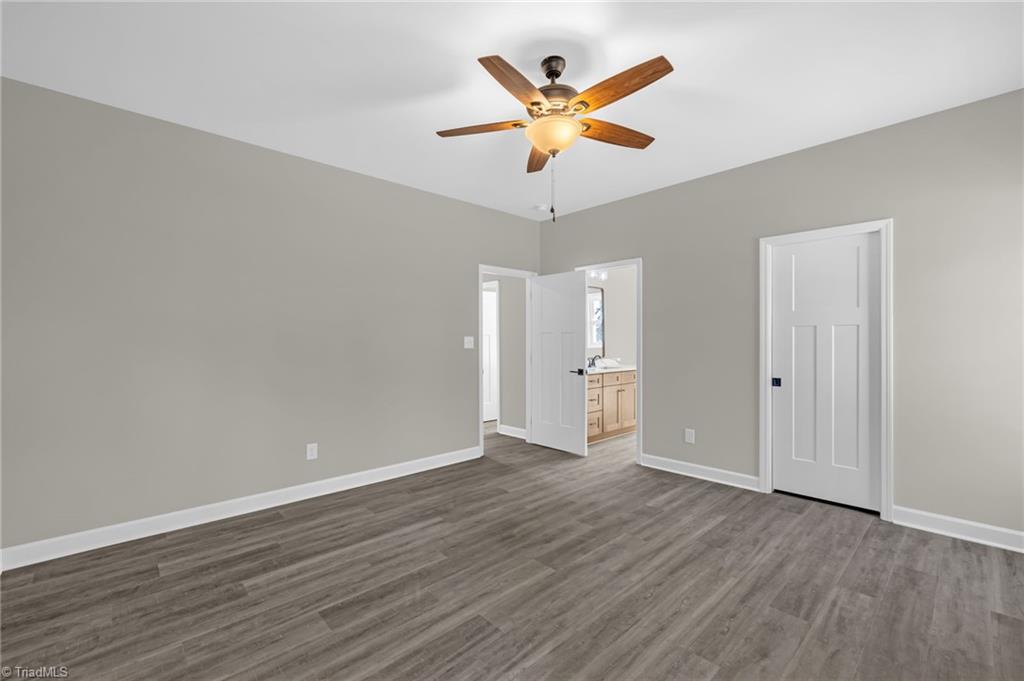 property viewer photo 15