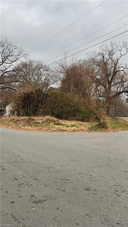 main property photo 6