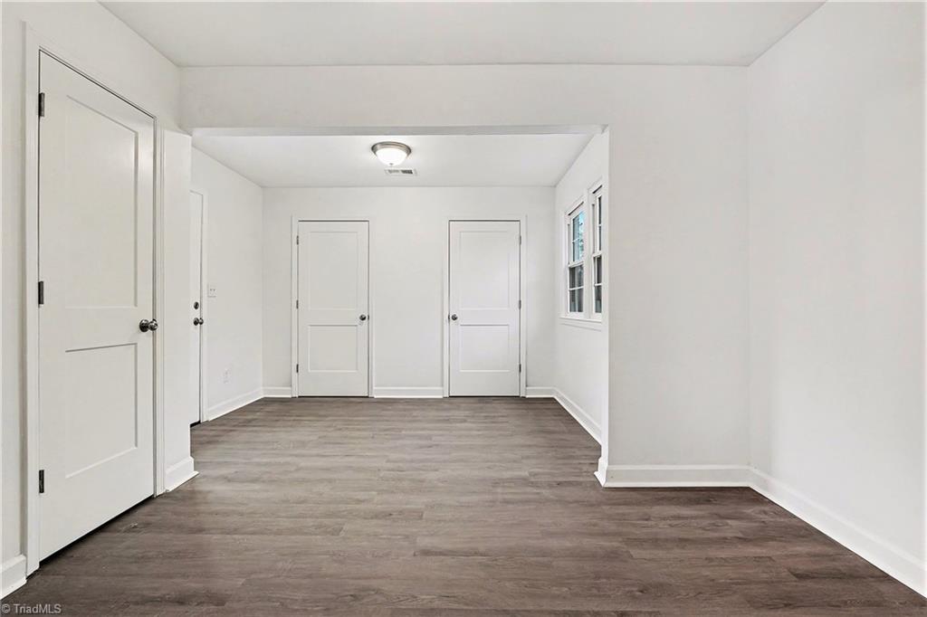 property viewer photo 12