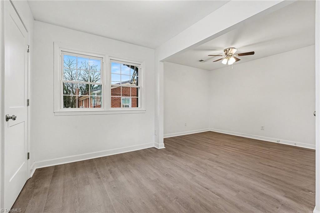 property viewer photo 13