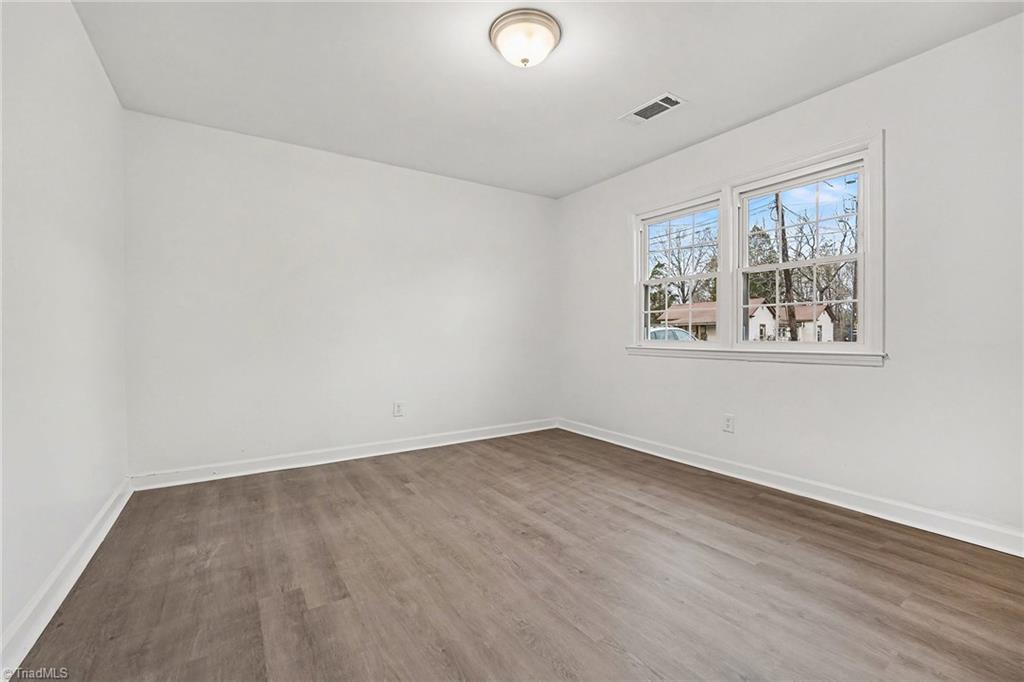 property viewer photo 14