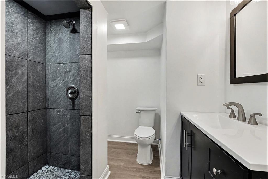 property viewer photo 18