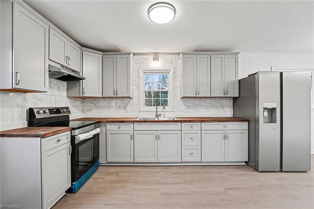 property viewer photo 7
