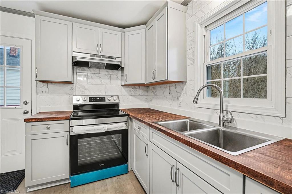 property viewer photo 8