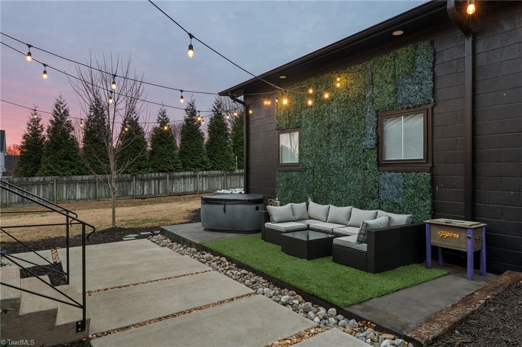 property viewer photo 35