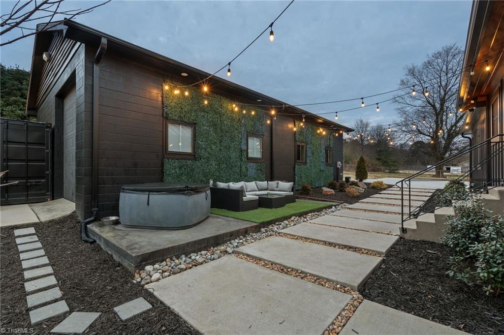 property viewer photo 36