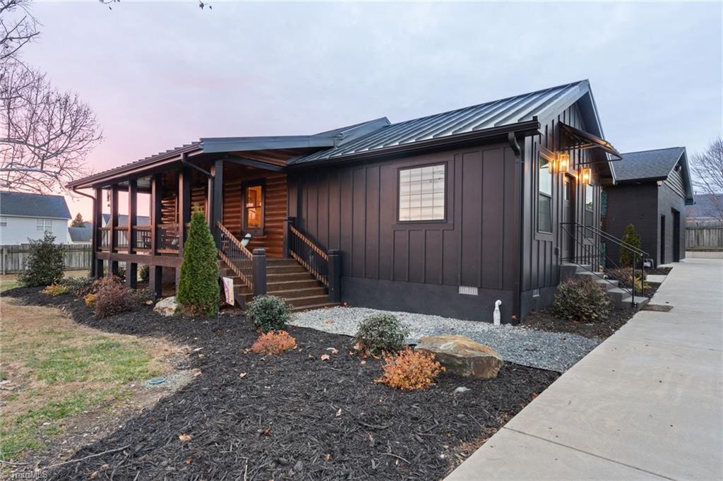 property viewer photo 38