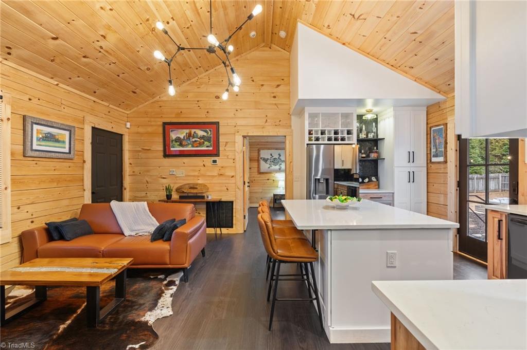 property viewer photo 8