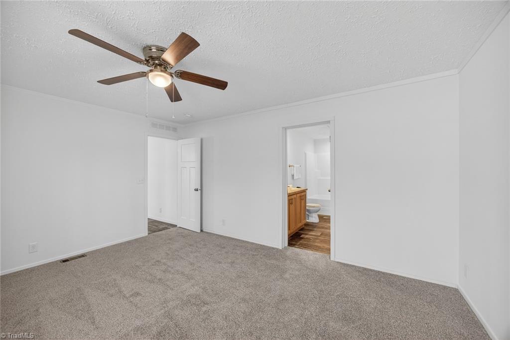 property viewer photo 15