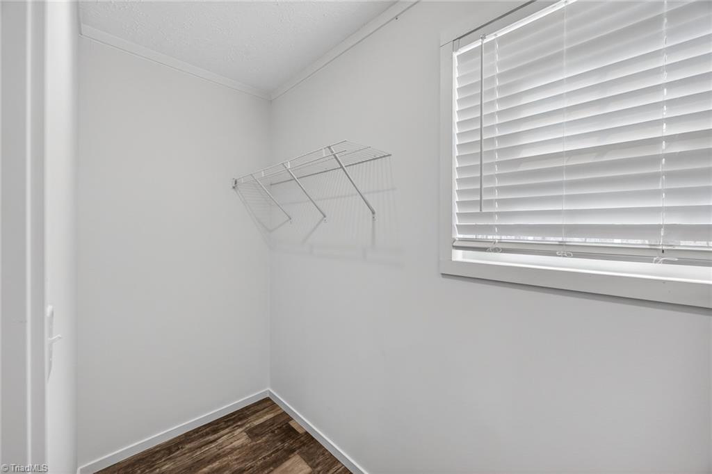 property viewer photo 20