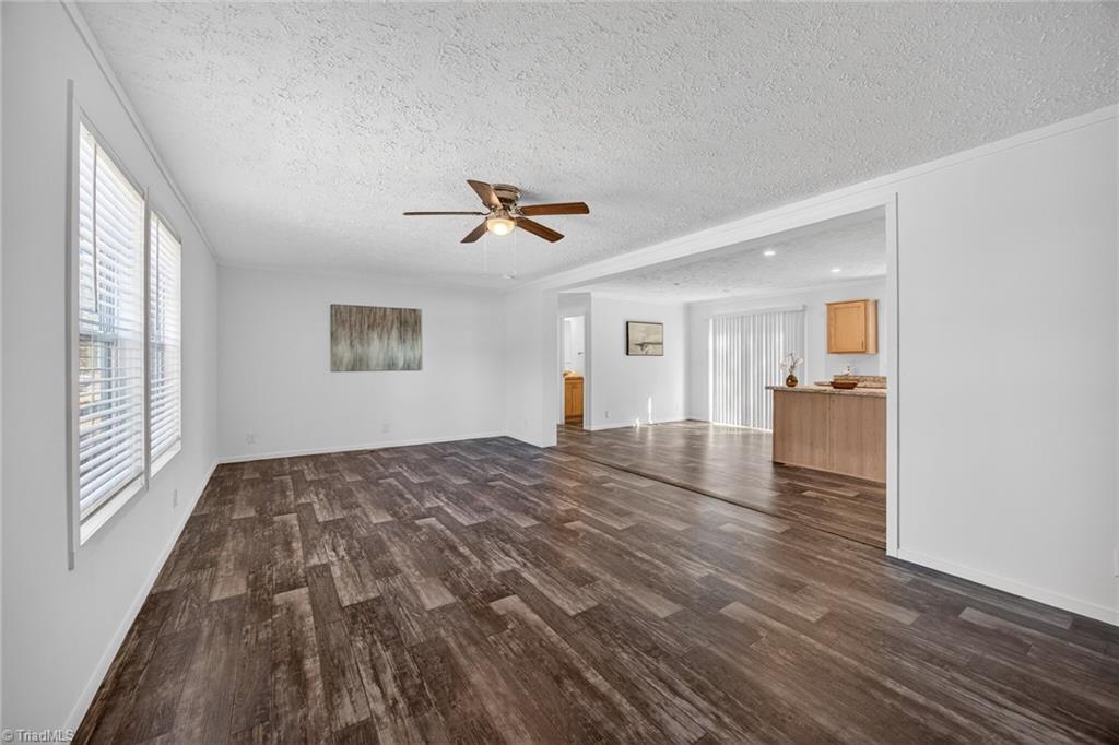 property viewer photo 5