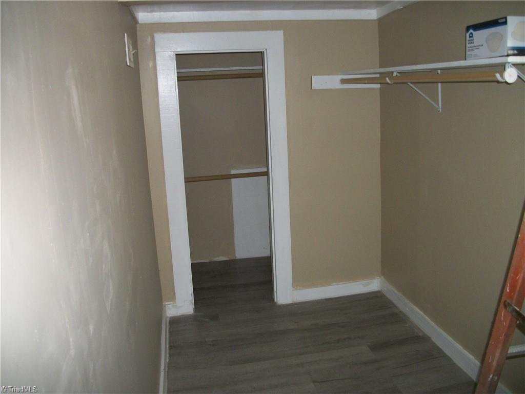 property viewer photo 12
