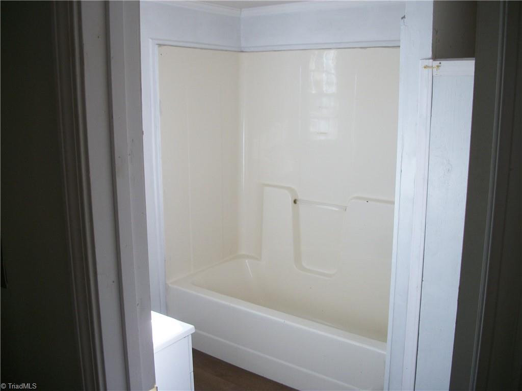 property viewer photo 2