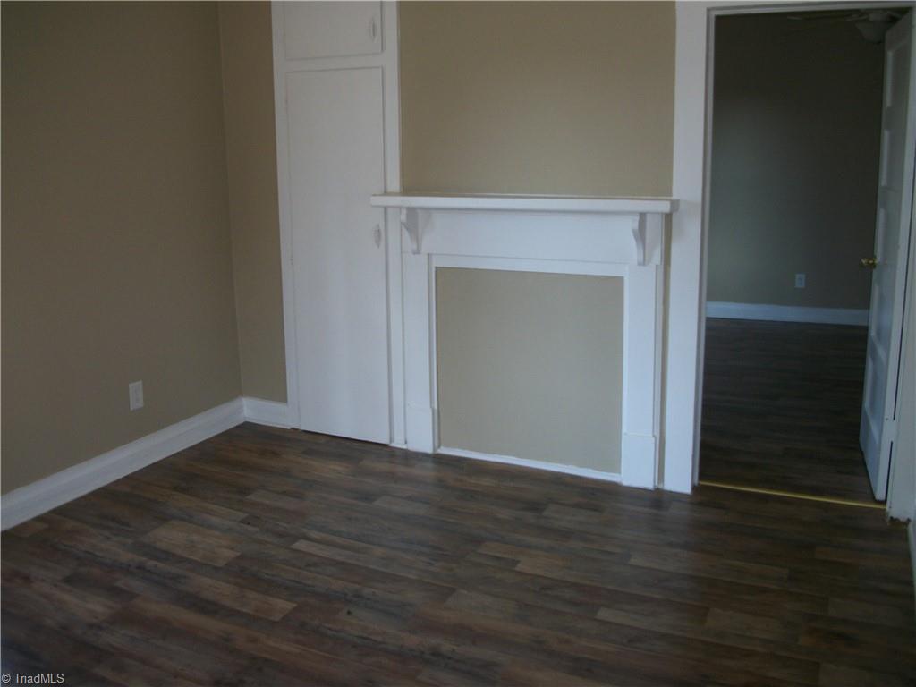 property viewer photo 7