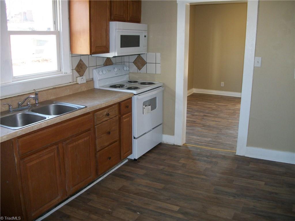 property viewer photo 9