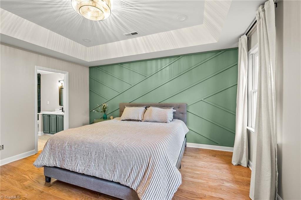 property viewer photo 16