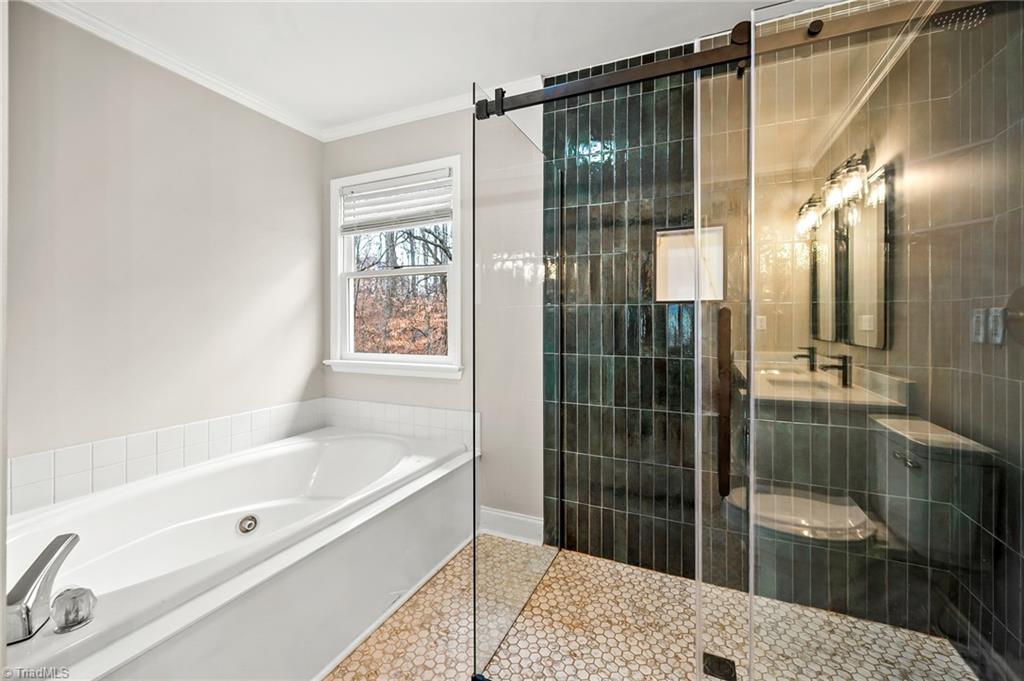 property viewer photo 19