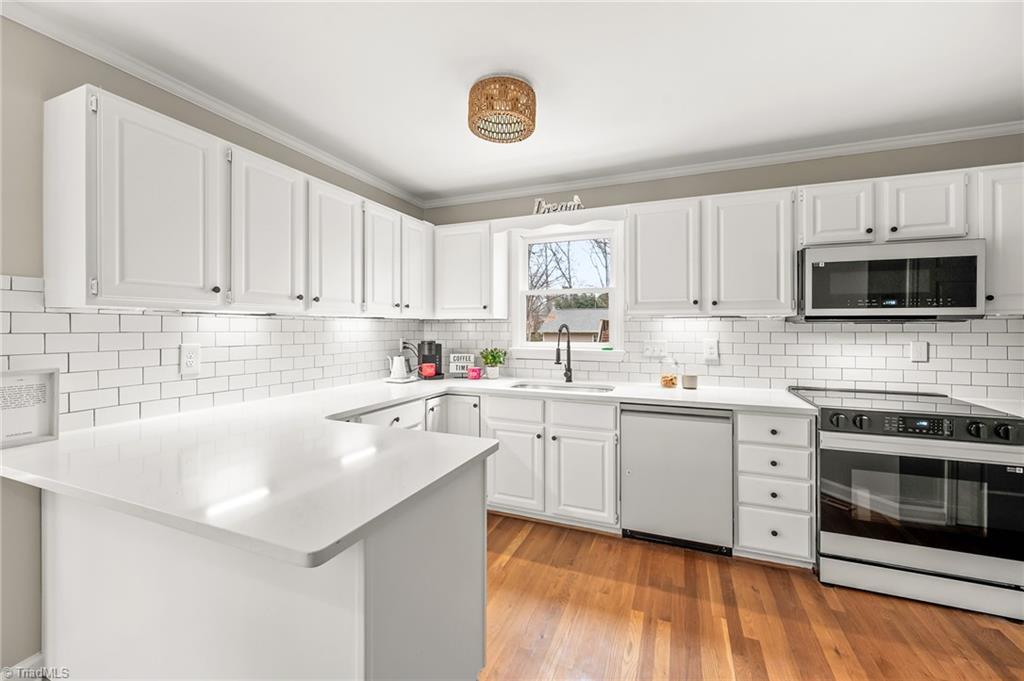 property viewer photo 9