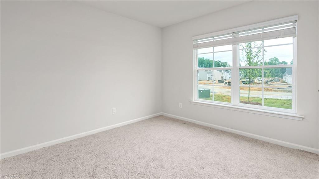 property viewer photo 12
