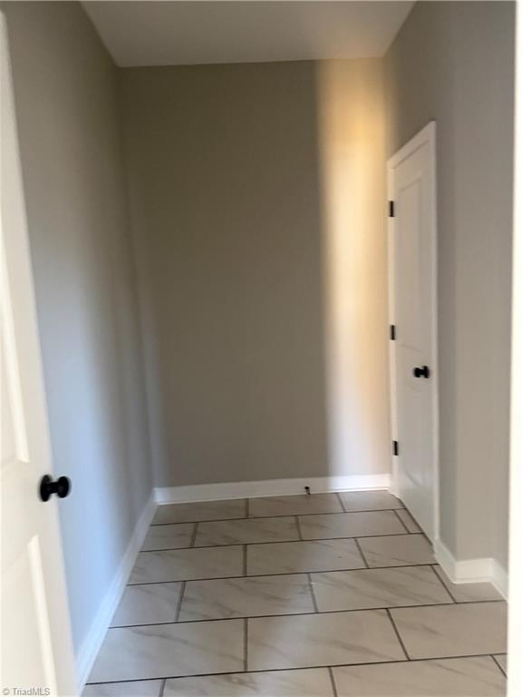 property viewer photo 25