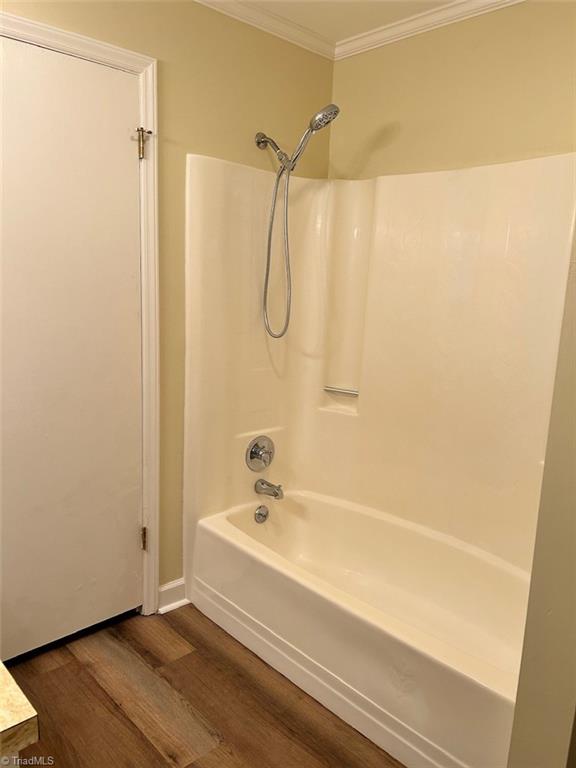 property viewer photo 12