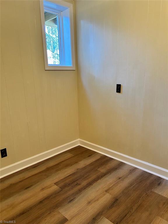 property viewer photo 18