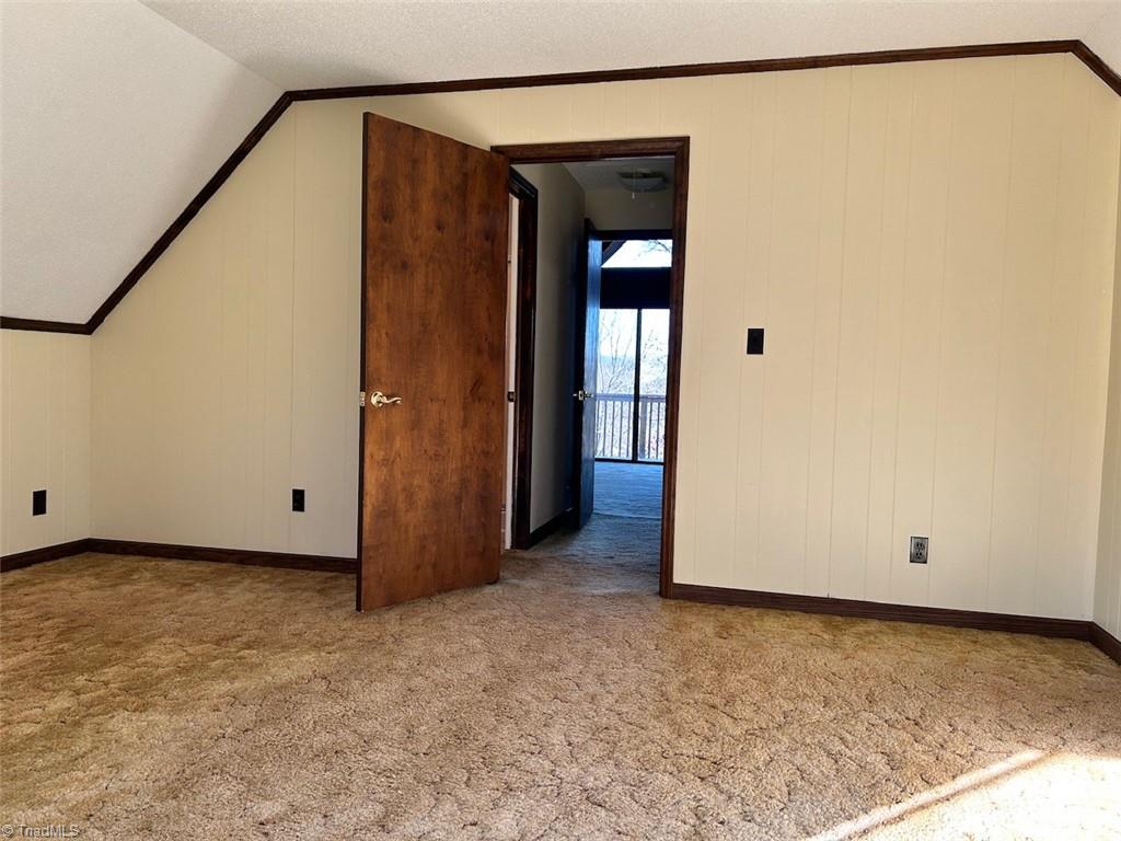property viewer photo 20