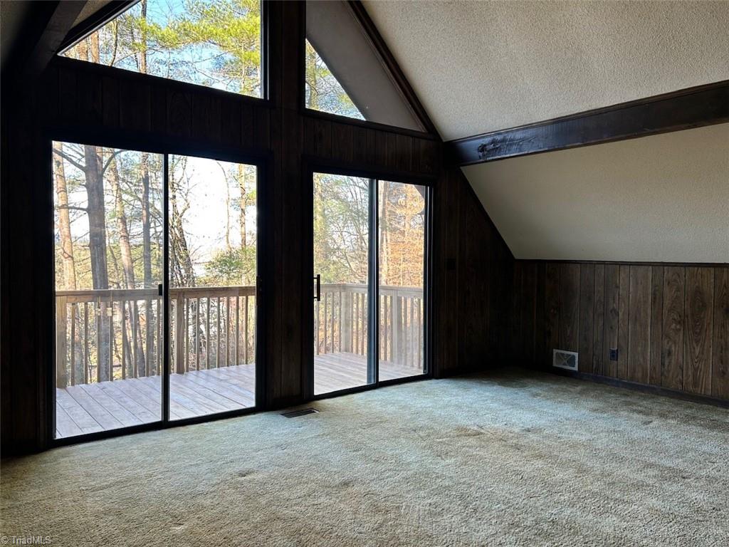 property viewer photo 23