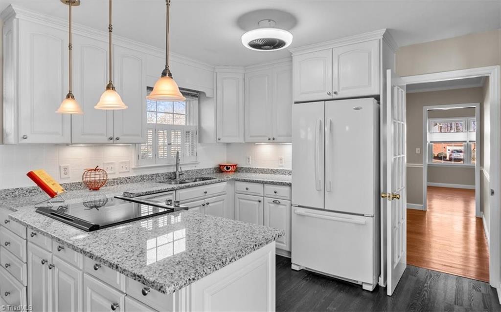 property viewer photo 10