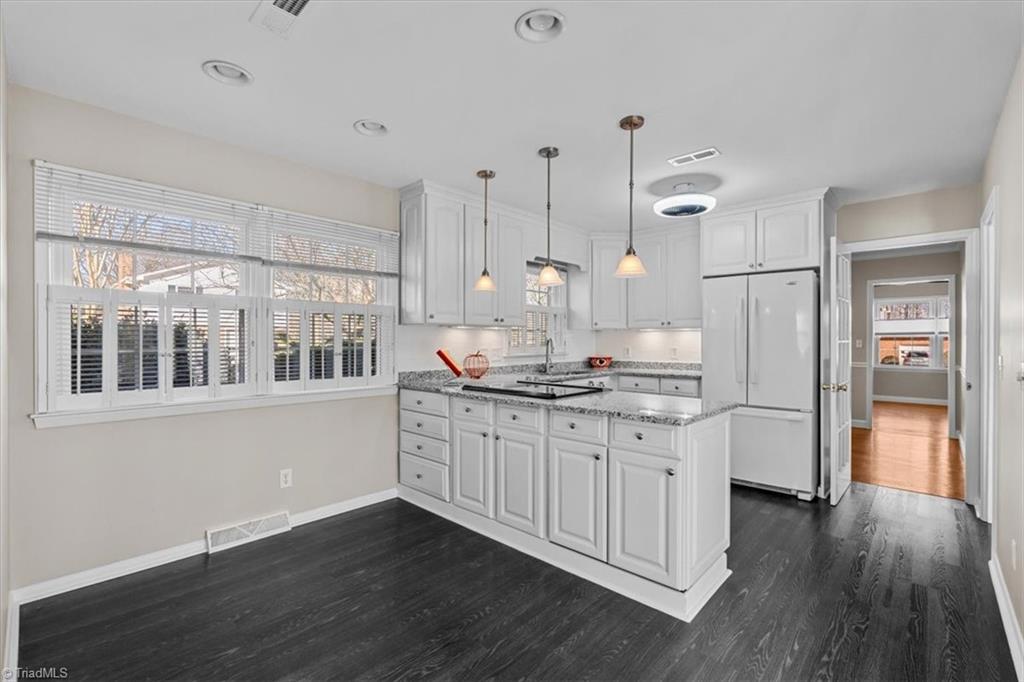 property viewer photo 15